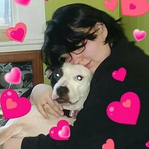 Meet your Posher, Chloe